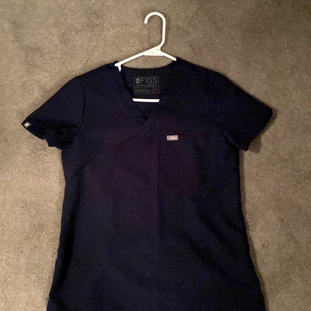 FIGS Catarina Scrub Top